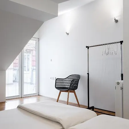 Apartment Penthouse Festina Lente