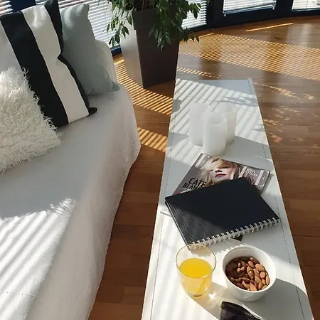 Penthouse Festina Lente * Sombor